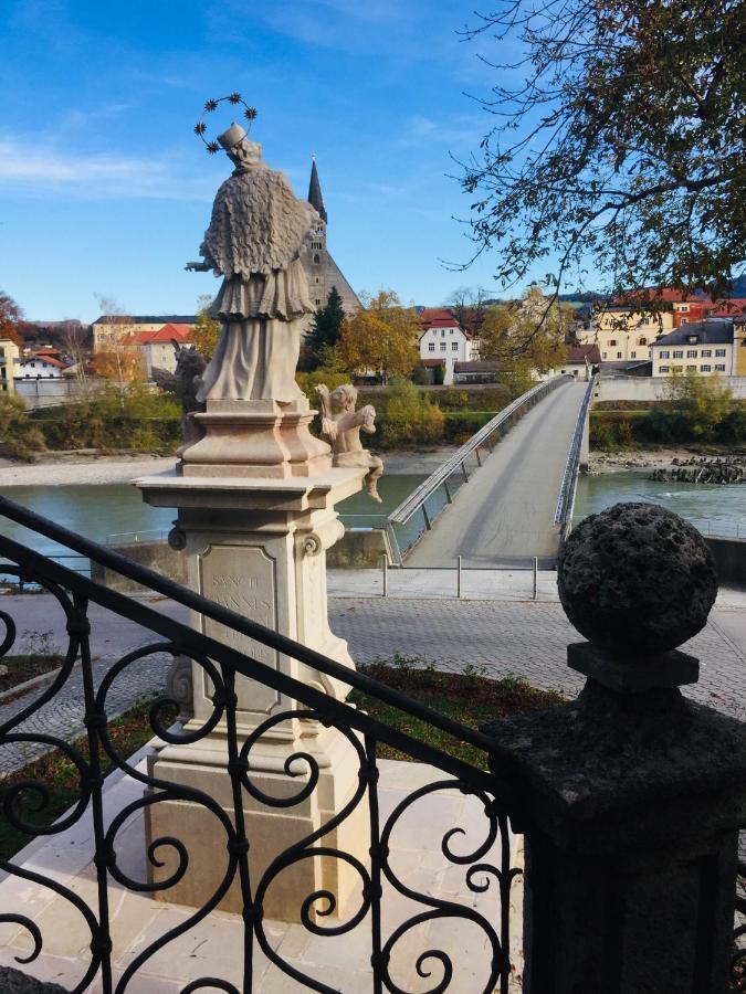 Ferienwohnung An Der Romantischen Salzachschleife Naehe Salzburg Laufen Ngoại thất bức ảnh
