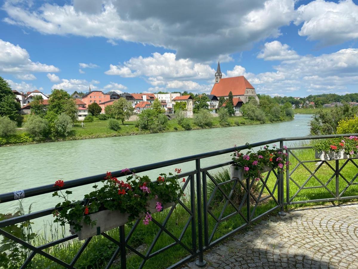 Ferienwohnung An Der Romantischen Salzachschleife Naehe Salzburg Laufen Ngoại thất bức ảnh